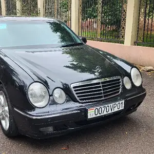 Mercedes-Benz E class, 2000