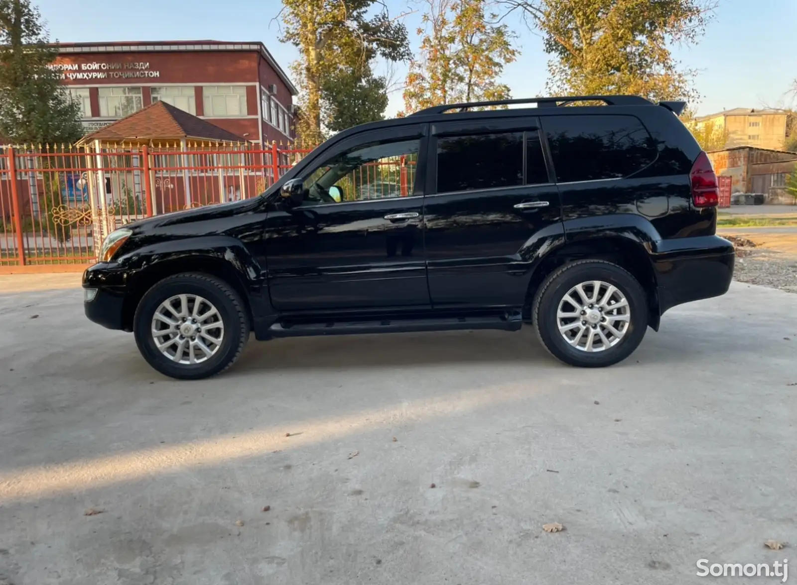 Lexus GX series, 2008-12