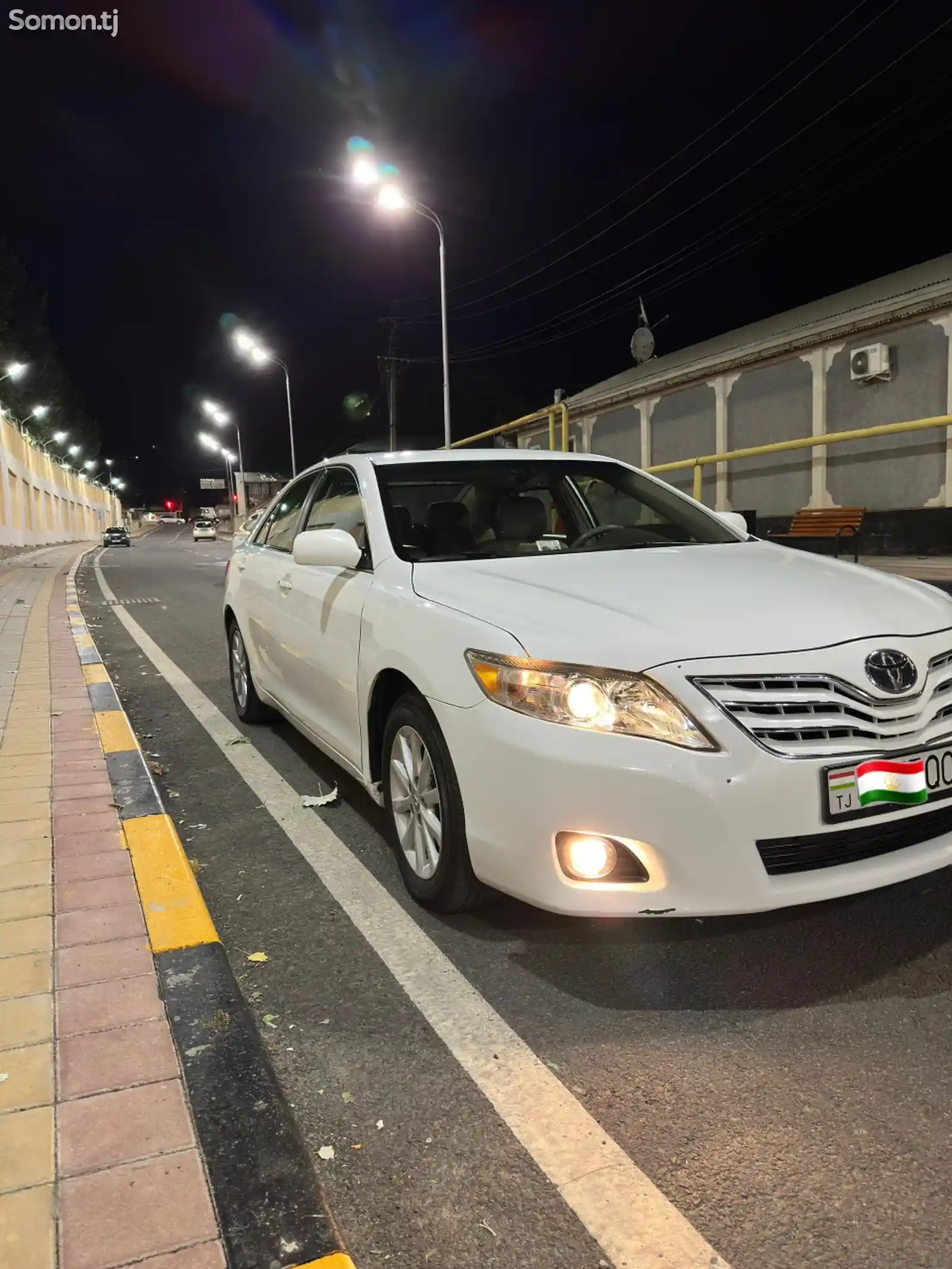 Toyota Camry, 2010-3