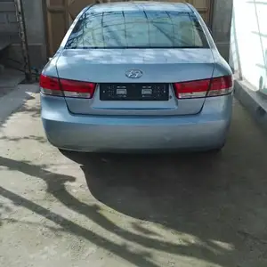 Hyundai Sonata, 2006