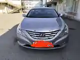 Hyundai Sonata, 2010-4