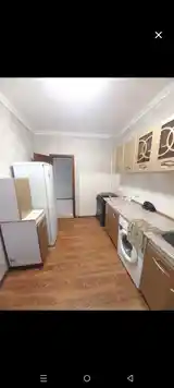 3-комн. квартира, 1 этаж, 80м², Зарафшон-6