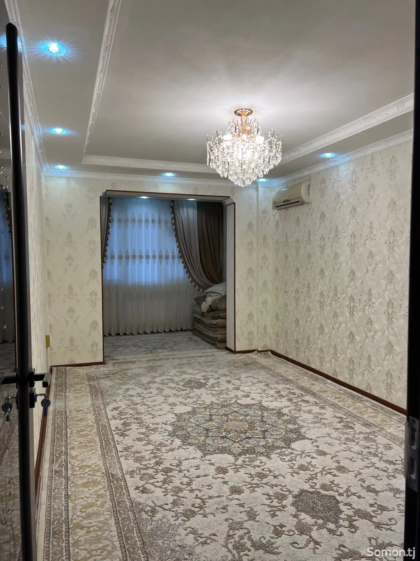 3-комн. квартира, 1 этаж, 65 м², Сино-7