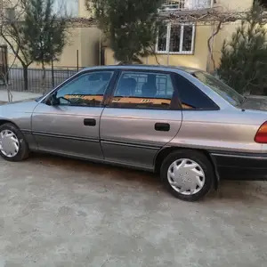 Opel Astra F, 1992