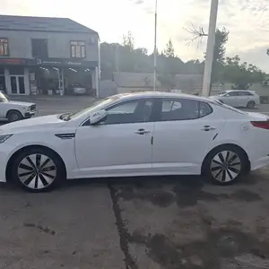 Kia Optima, 2011