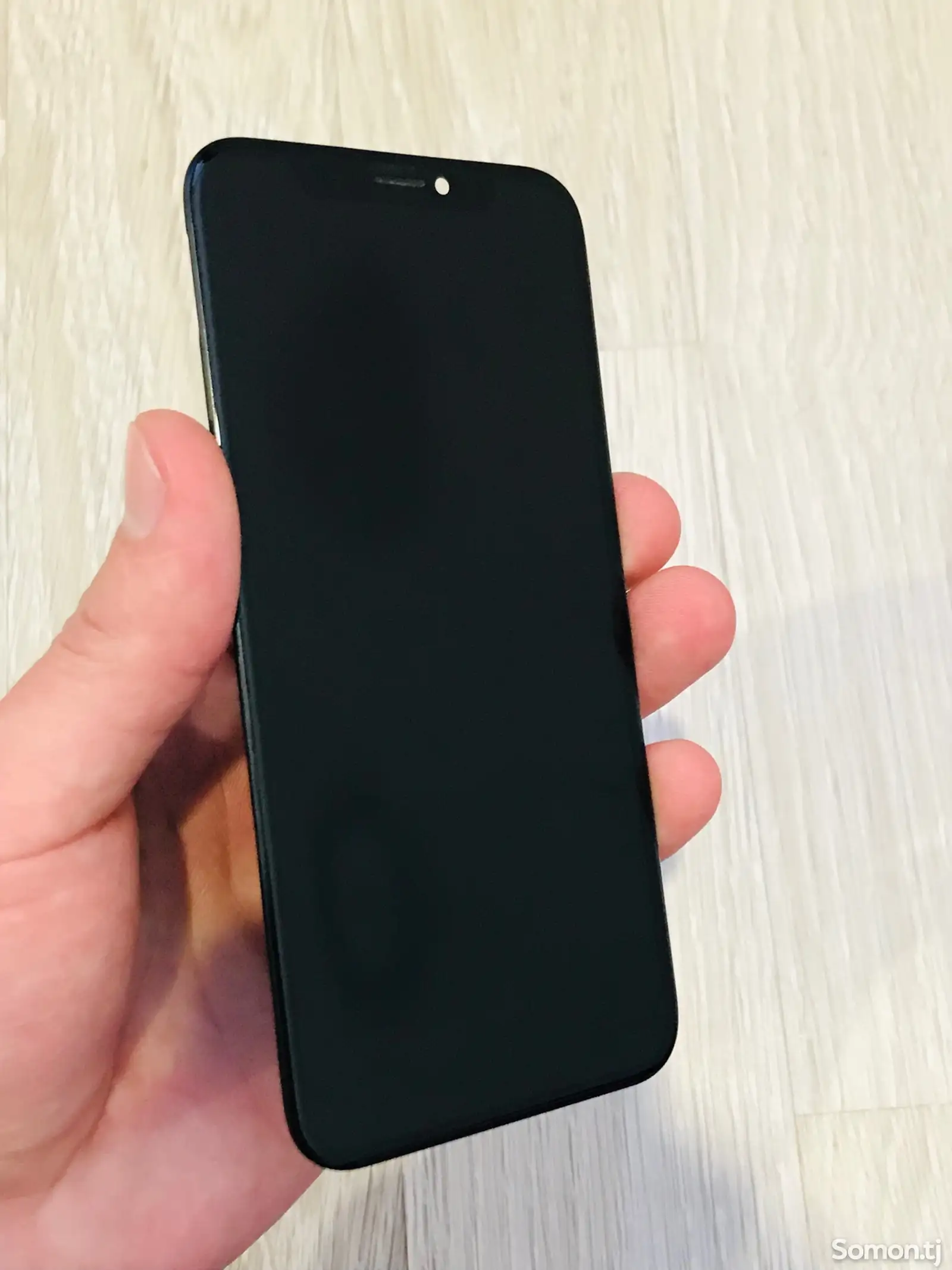 Экран на Apple iPhone X-1