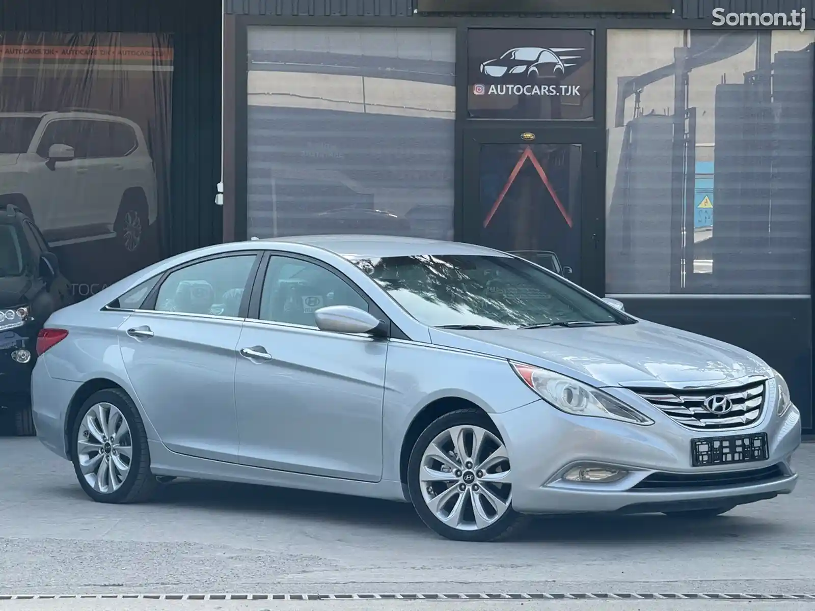 Hyundai Sonata, 2011-1