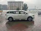 Kia Carnival, 2015-5