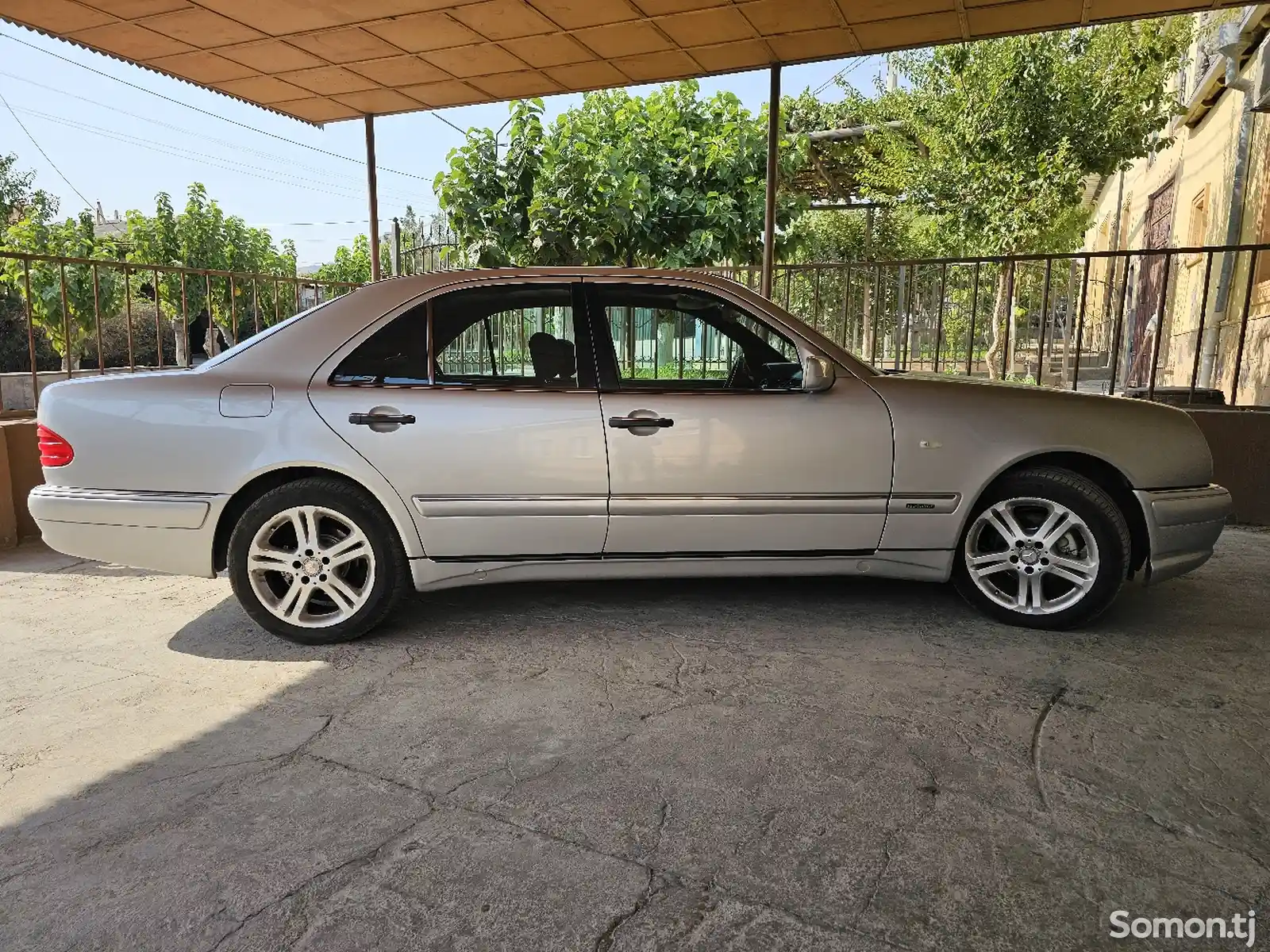 Mercedes-Benz E class, 1997-2