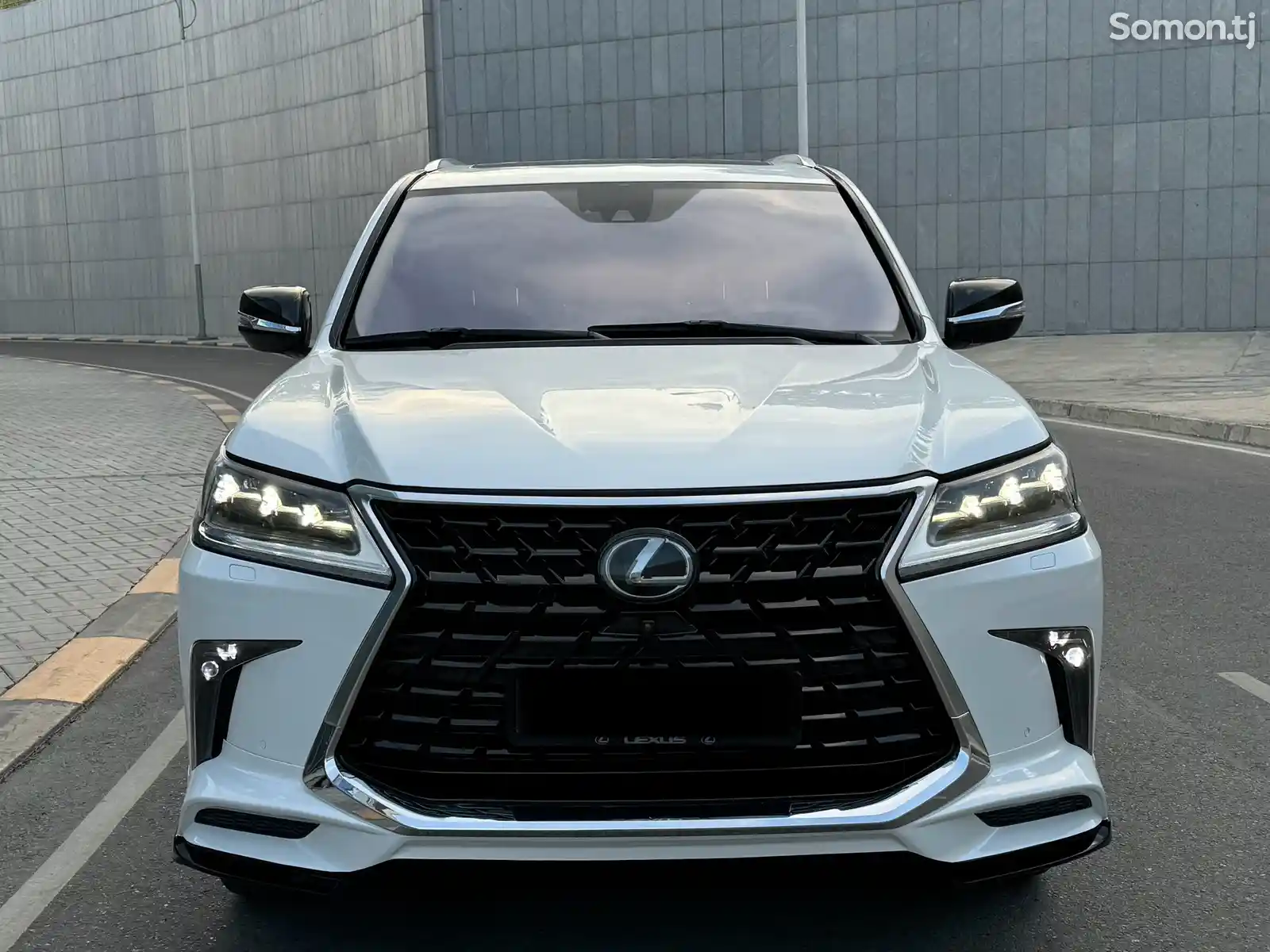Lexus LX series, 2017-1