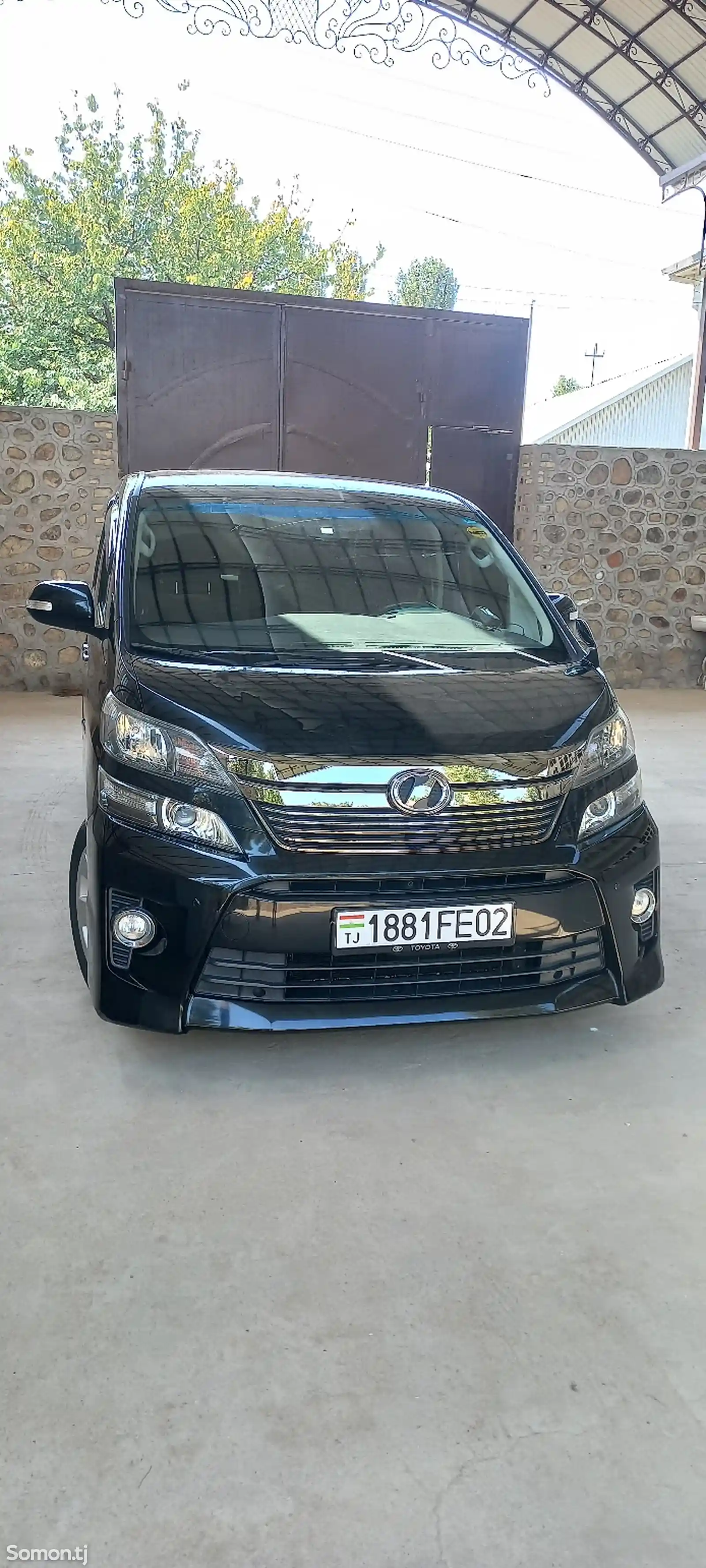 Toyota Vellfire, 2014-1