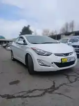 Hyundai Elantra, 2013-3