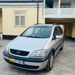 Opel Zafira, 1999