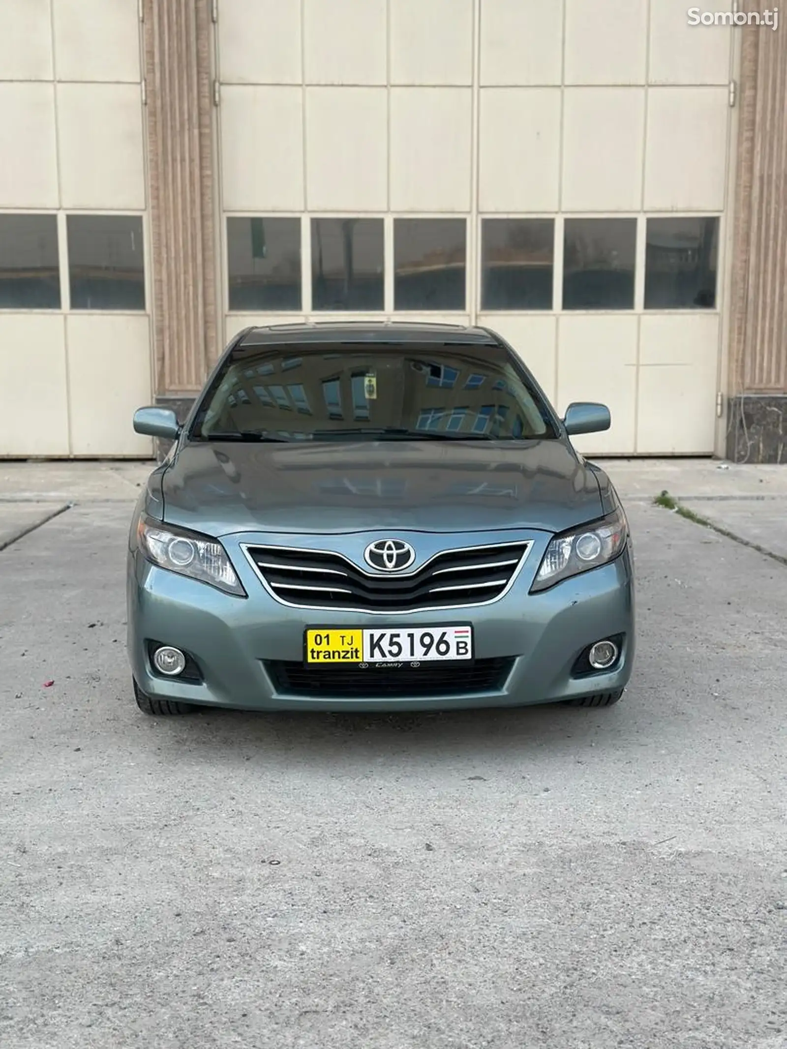 Toyota Camry, 2010-1