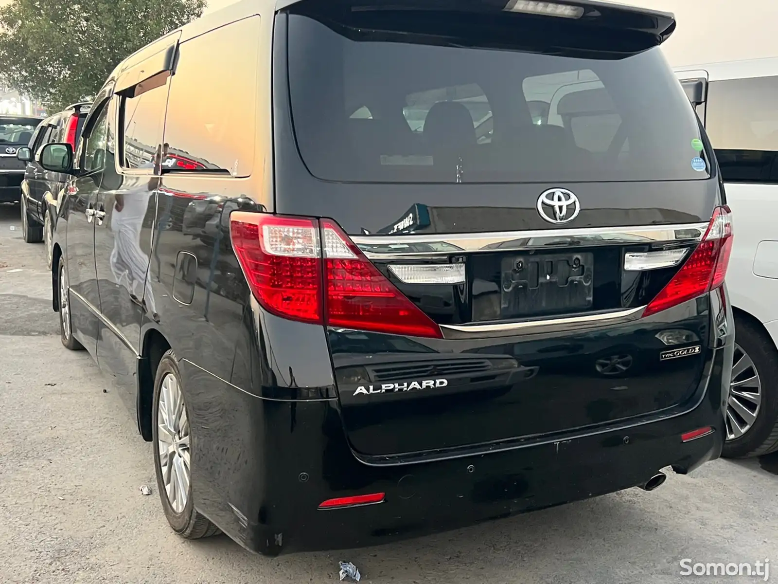 Toyota Alphard, 2014-4