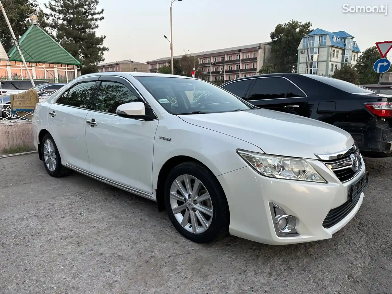 Toyota Camry, 2012-10