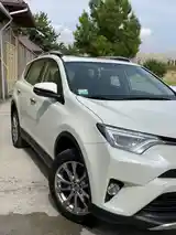 Toyota RAV 4, 2016-3