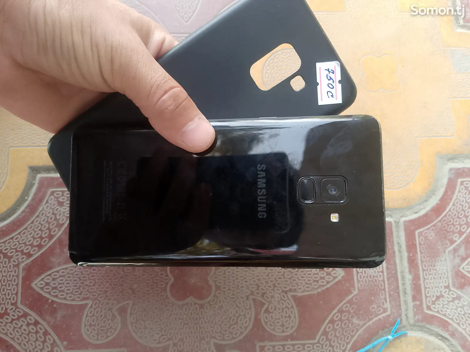 Samsung galaxy A8+-2