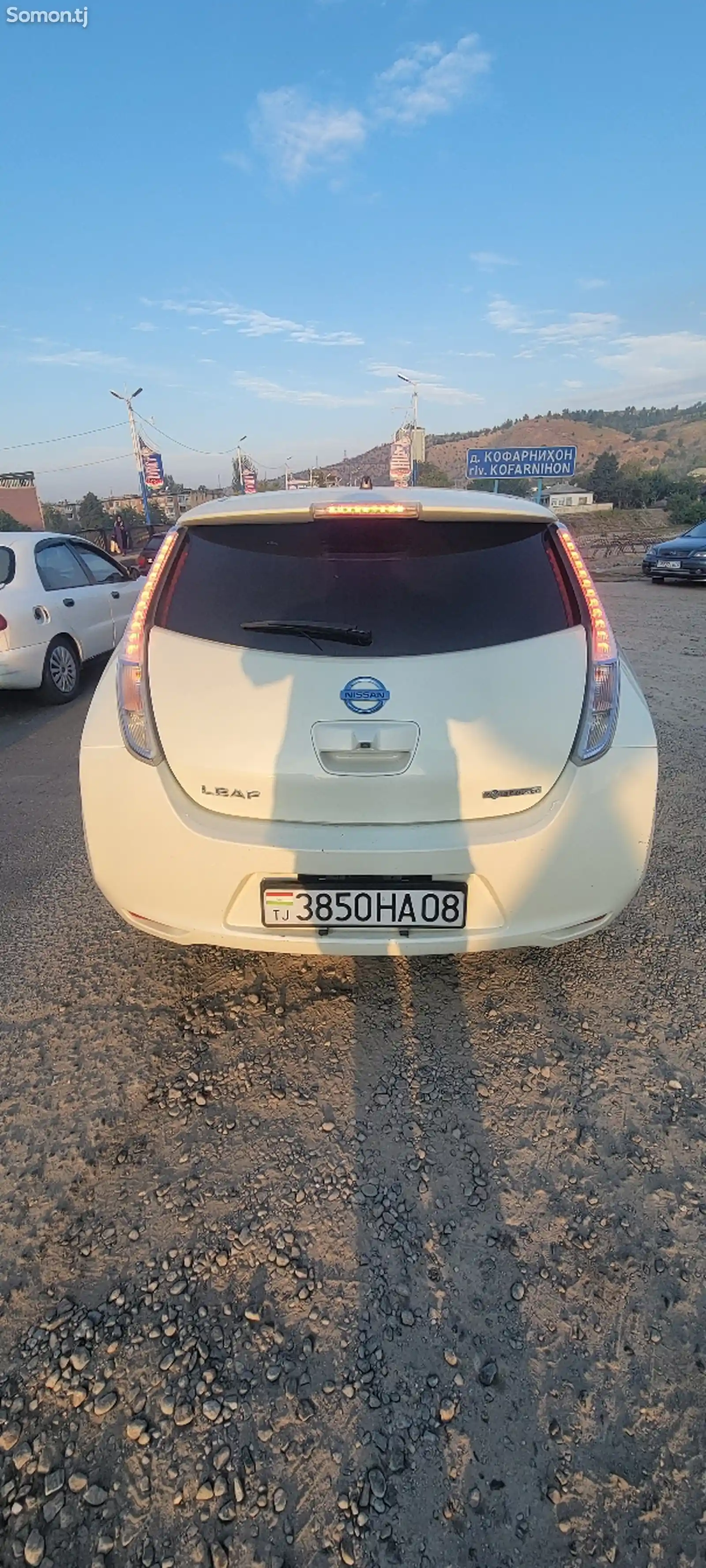 Nissan Leaf, 2011-3