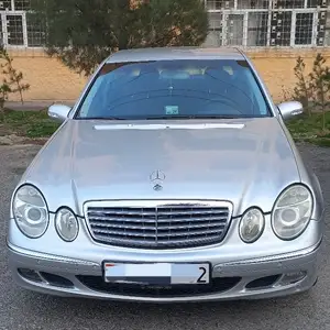 Mercedes-Benz E class, 2004