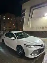 Toyota Camry, 2018-4