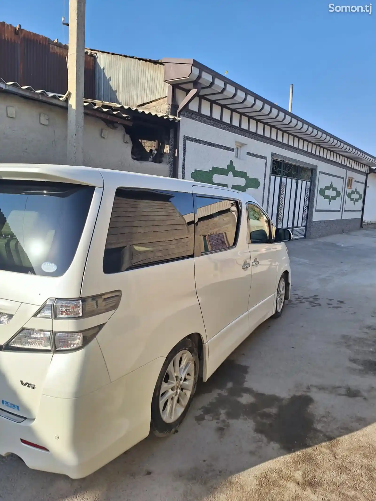 Toyota Vellfire, 2014-3