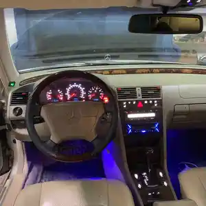 Подсветка салона на Mercedes W202/W210