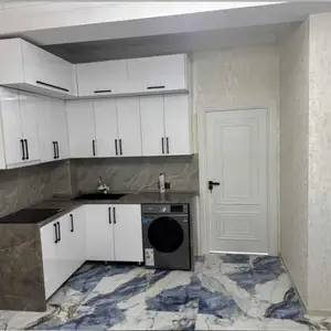 2-комн. квартира, 8 этаж, 60м², Садбар, доми Ватан