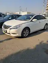 Hyundai Sonata, 2010-2