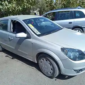 Opel Astra H, 2004