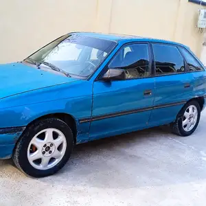 Opel Astra F, 1992