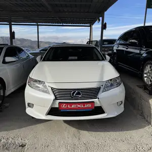 Lexus ES series, 2015