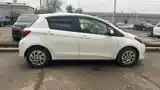 Toyota Vitz, 2015-4