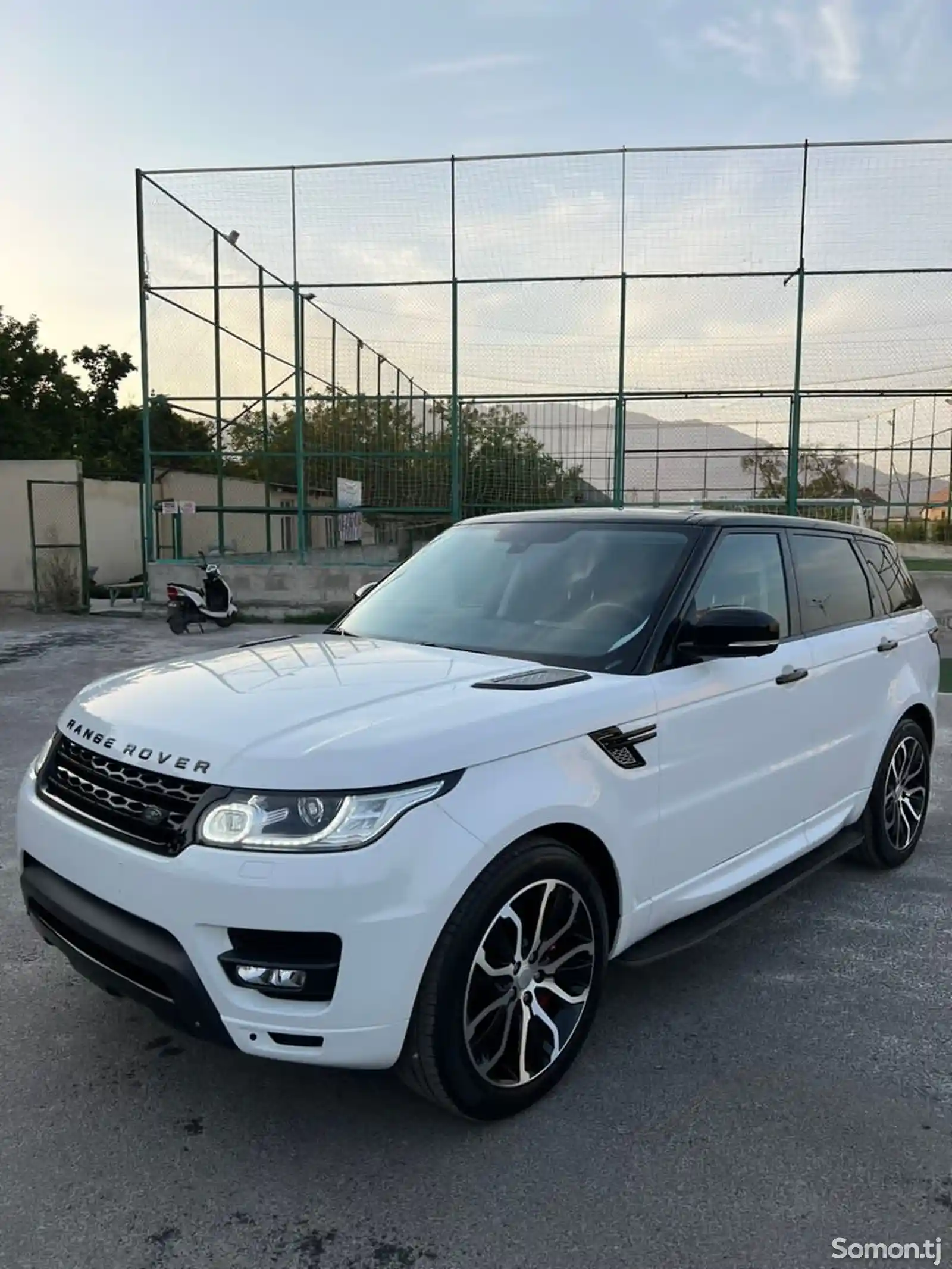 Land Rover Range Rover, 2015-8