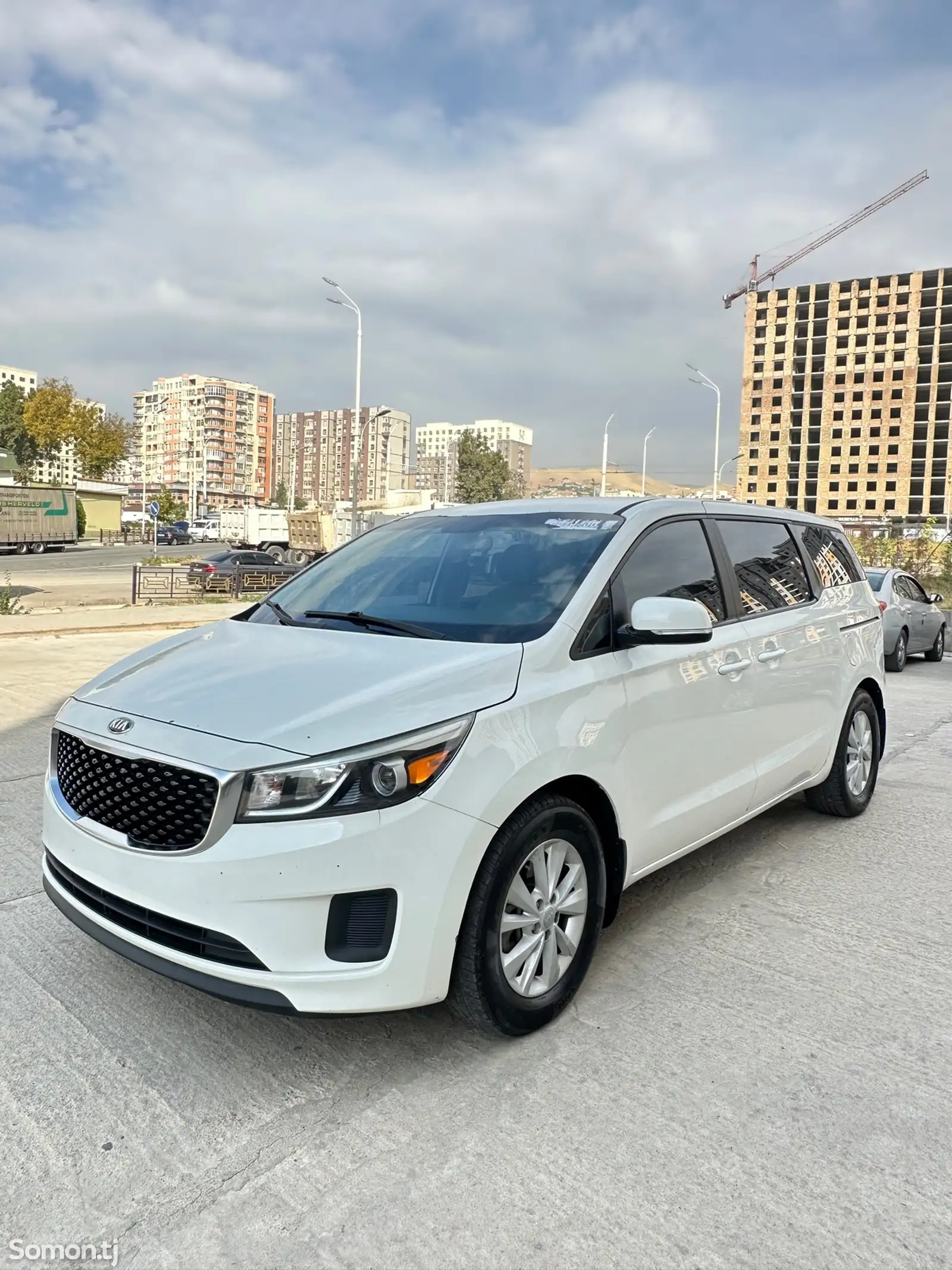 Kia Sedona, 2016-3