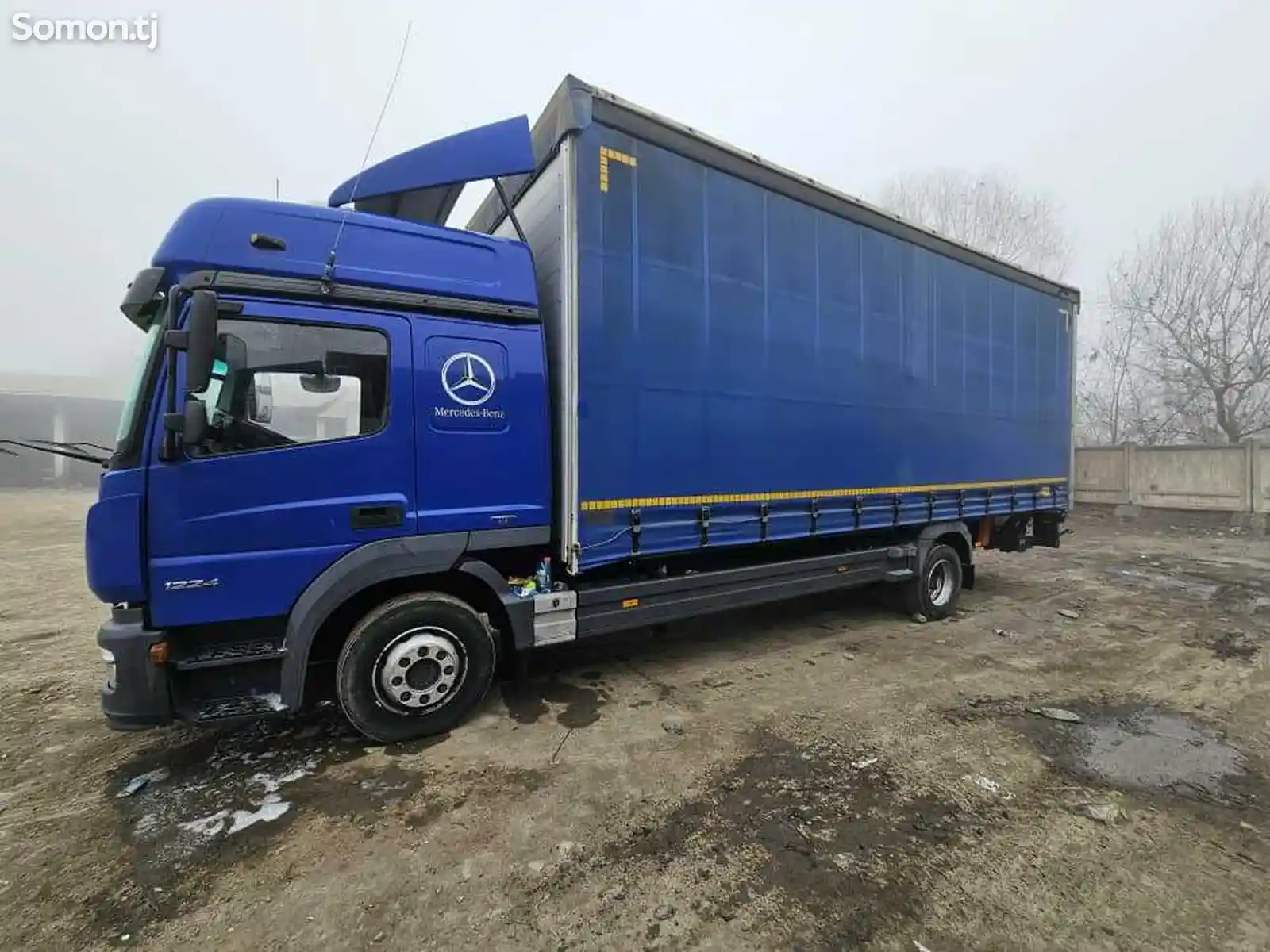 Бортовой грузовик Mercedes-Benz Atego 1224, 2015-2