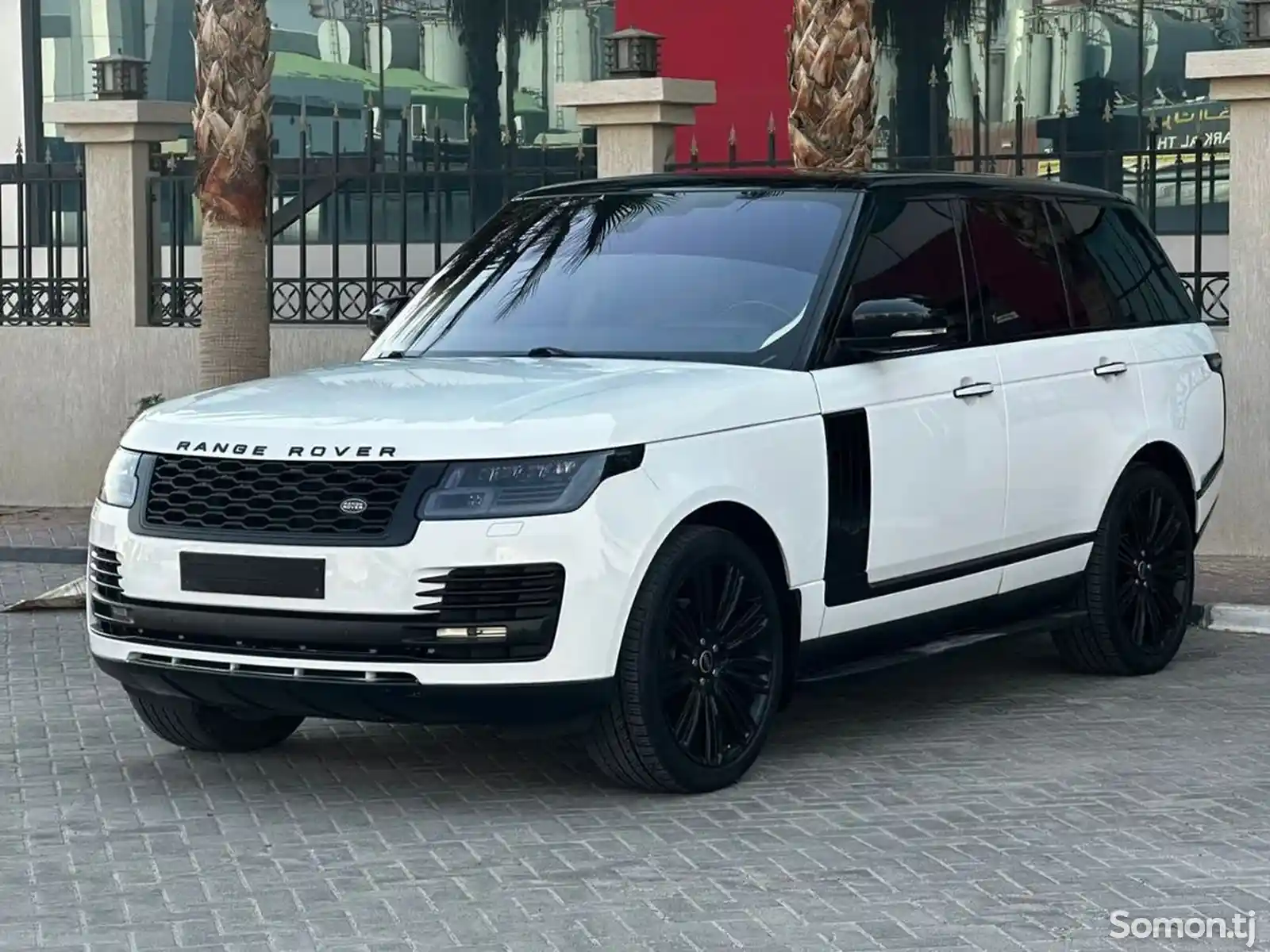 Land Rover Vogue, 2020-3