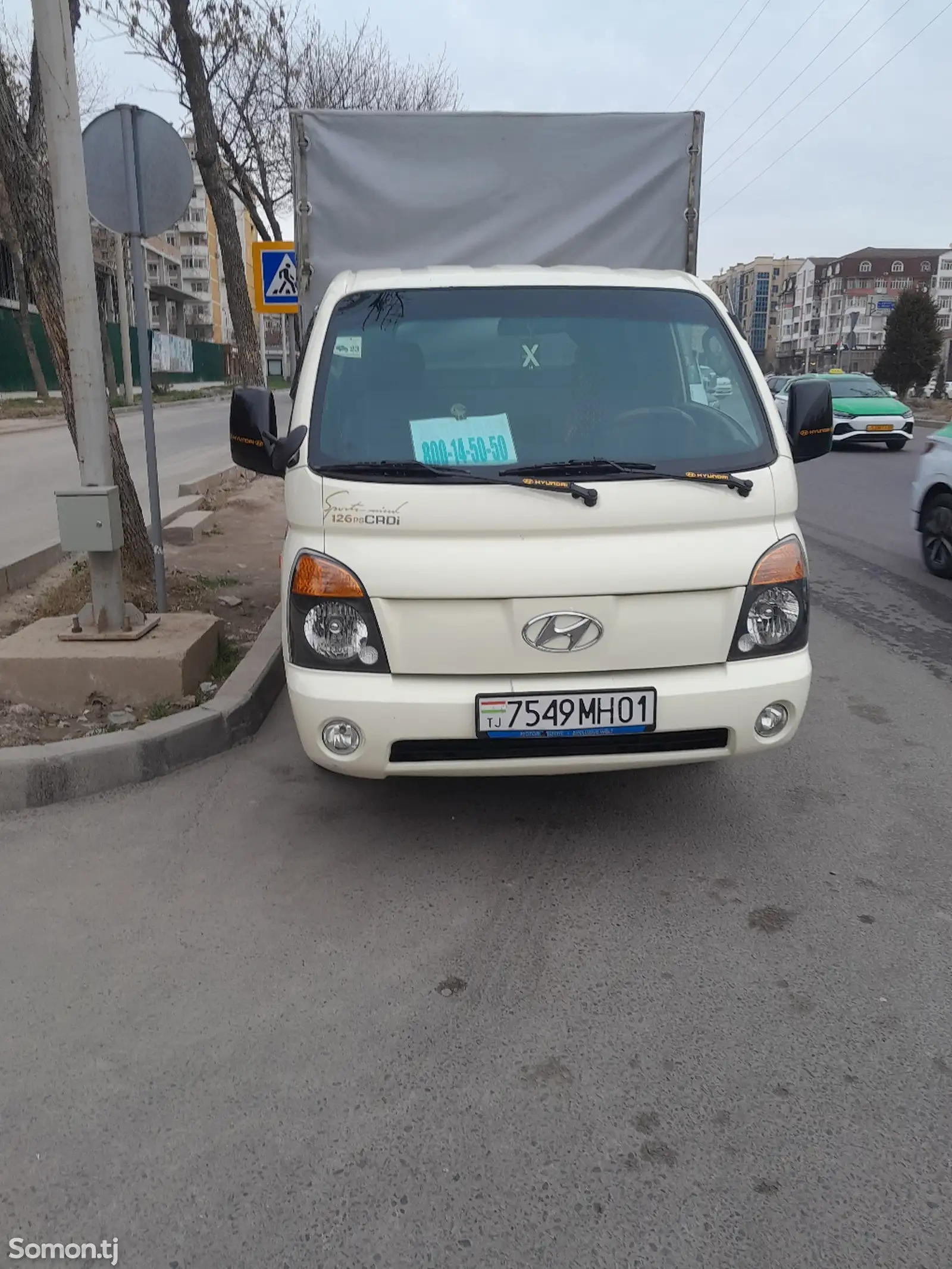 Бортовой автомобиль Hyundai Porter, 2011-1