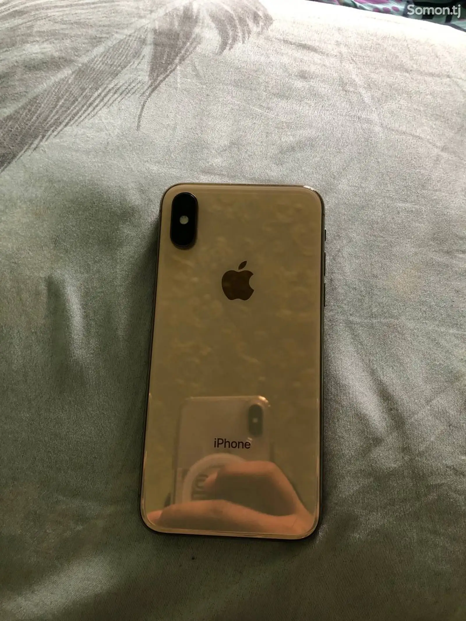 Apple iPhone Xs, 64 gb, Gold-1