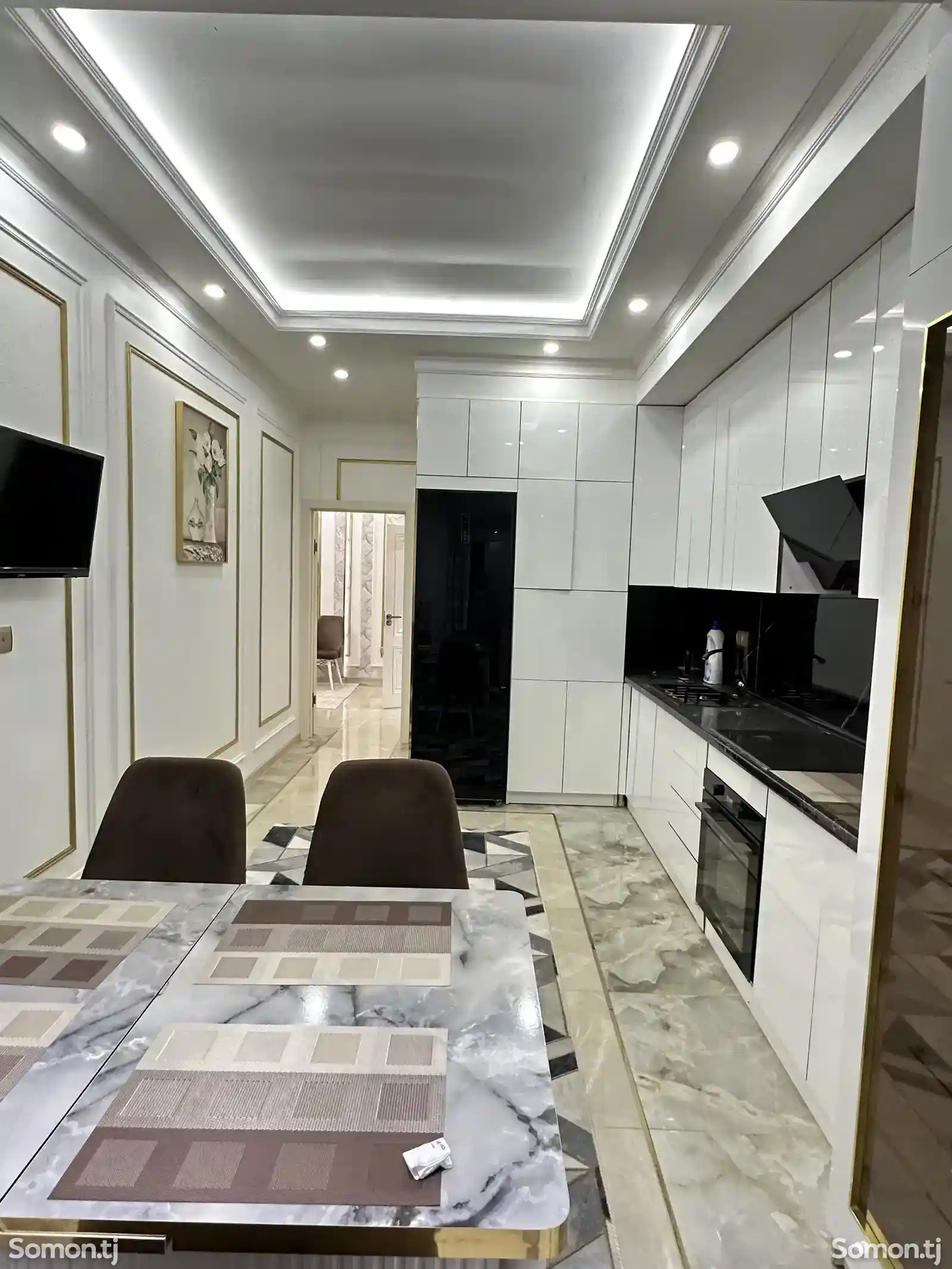 2-комн. квартира, 6 этаж, 90м², Дом печати-7