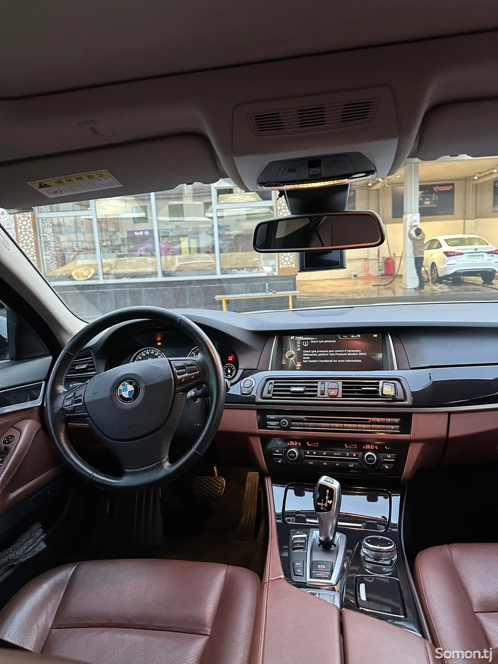 BMW 5 series, 2015-11