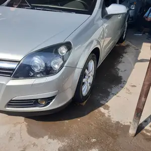 Opel Astra H, 2006