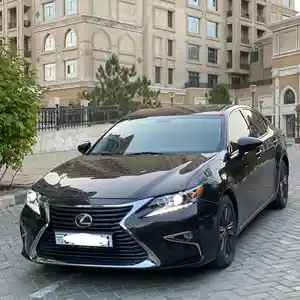 Lexus ES series, 2013