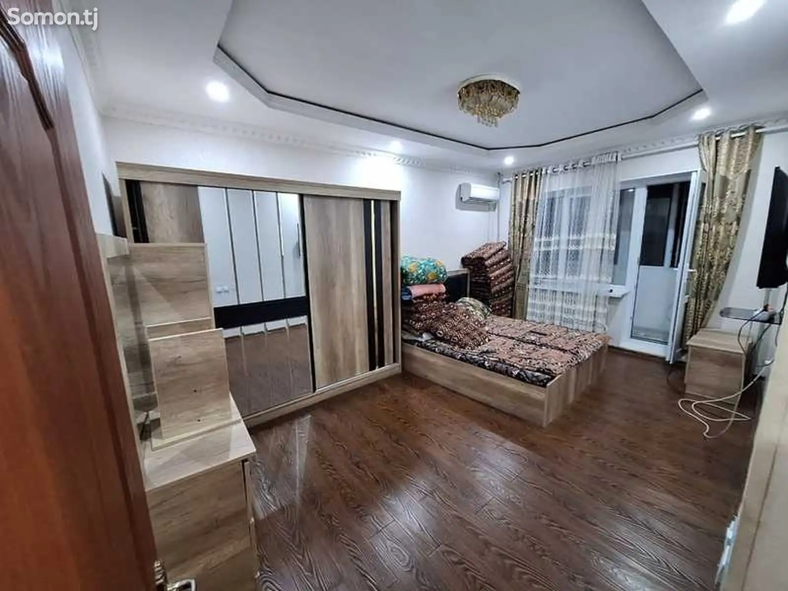 3-комн. квартира, 5 этаж, 90м², 101 мкр-1