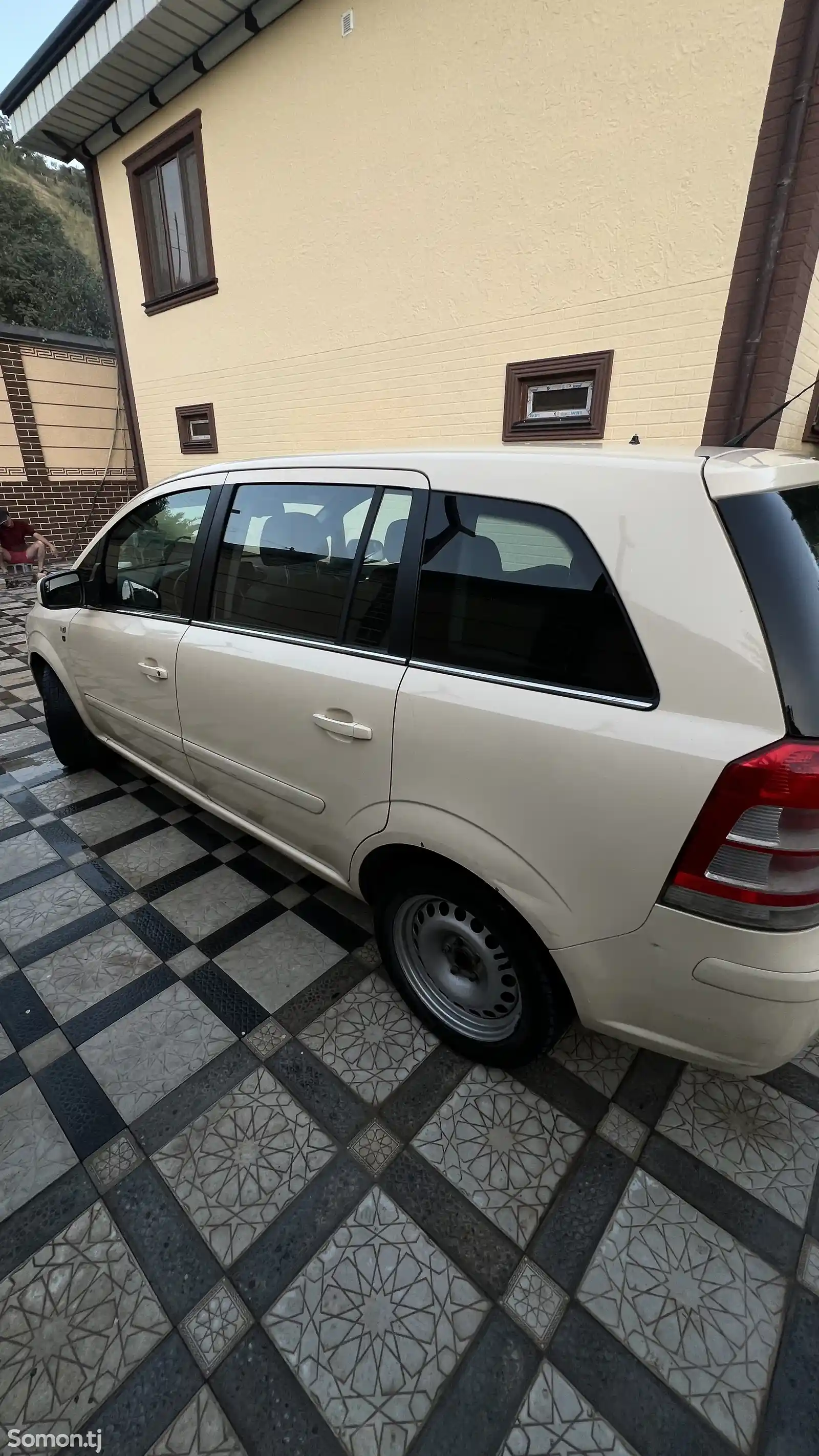 Opel Zafira, 2010-5