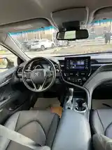 Toyota Camry, 2018-6