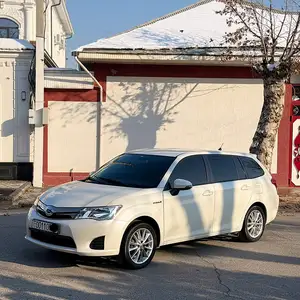 Toyota Fielder, 2014