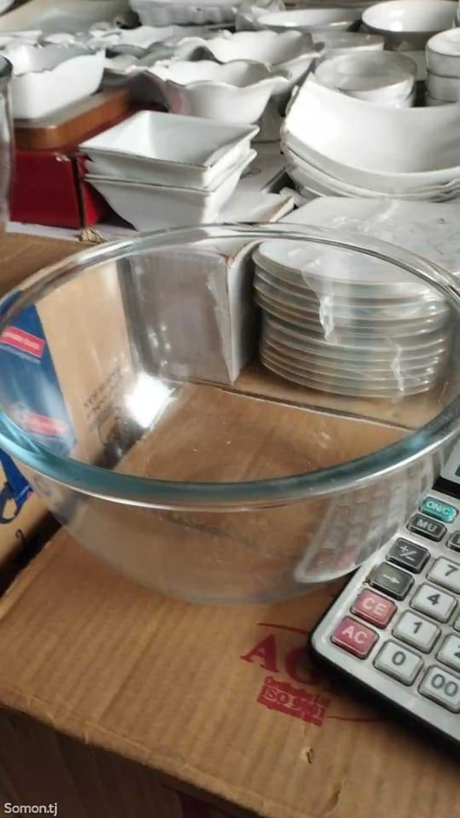 Стеклянная посуда ширина 32 сантиметр-1