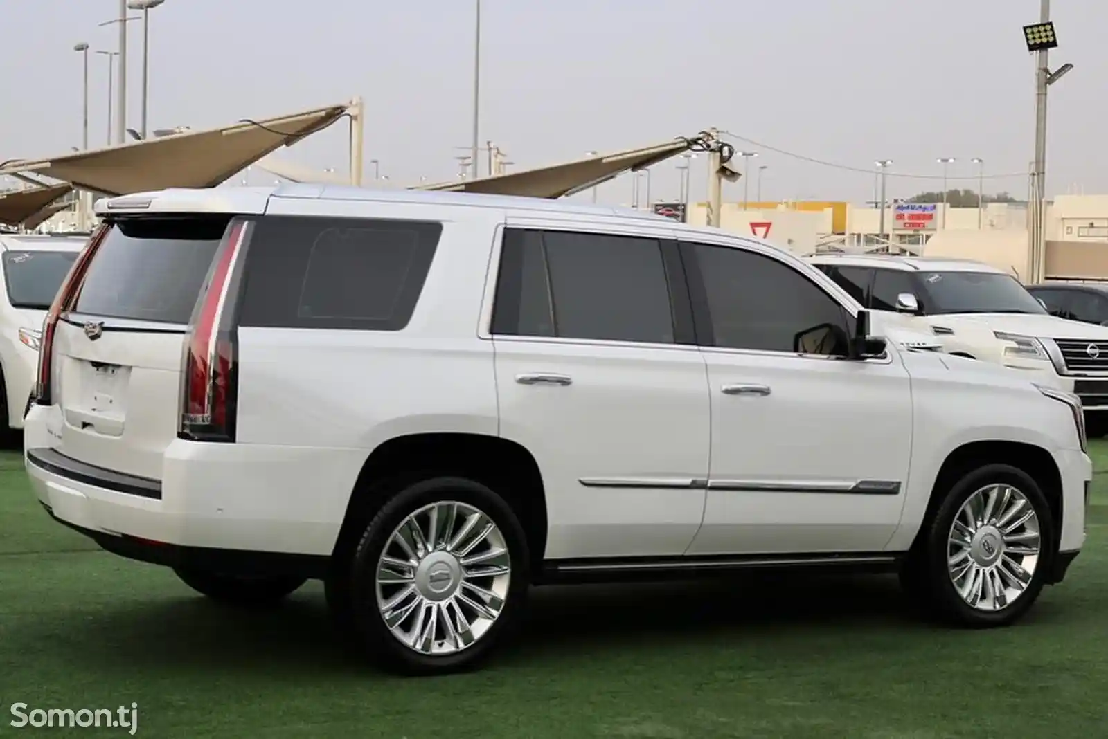 Cadillac Escalade 6.2 AT Platinum, 2018 на заказ-4