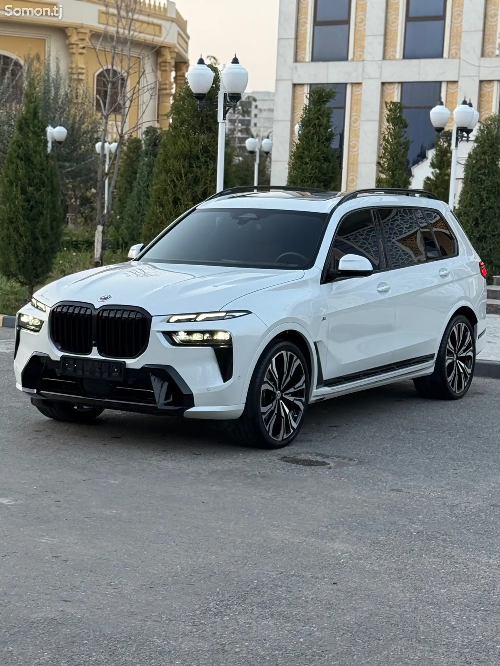 BMW X7, 2023-2